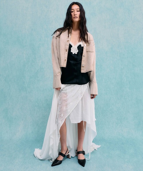 CHARLES & KEITH(チャールズ & キース)の「ツートーン バックルポインテッドスリングバックパンプス(パンプス・レディース・バーガンディー/イエロー系その他2/ブラック/ブラック系その他6・25cm/24.5cm/23.5cm/23cm/22.5cm/25.5cm)」の9枚目の写真