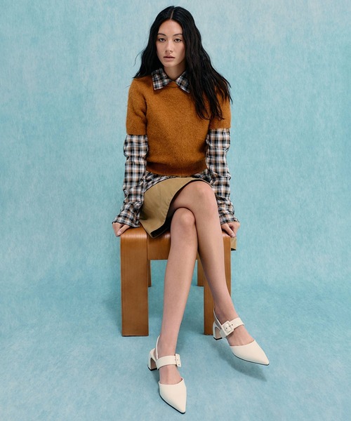 CHARLES & KEITH(チャールズ & キース)の「ツートーン バックルポインテッドスリングバックパンプス(パンプス・レディース・バーガンディー/イエロー系その他2/ブラック/ブラック系その他6・25cm/24.5cm/23.5cm/23cm/22.5cm/25.5cm)」の8枚目の写真