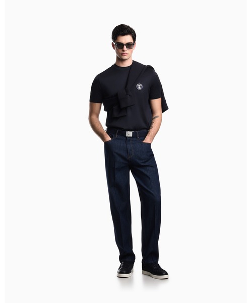 EMPORIO ARMANI(エンポリオアルマーニ)の「【エンポリオ アルマーニ】Tシャツ リヨセル混紡ジャージー フレンチブルドッグパッチ(Tシャツ/カットソー・メンズ・ネイビー/オフホワイト・MEDIUM/LARGE/XX-LARGE/X-SMALL/X-LARGE/SMALL)」の5枚目の写真