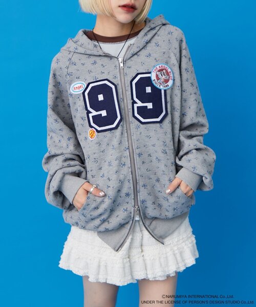w closet（ダブルクローゼット）の「【ANGEL BLUE】ナカムラくん花柄ワッフルパーカー（パーカー・レディース・ピンク/グレー・FREE）」の3枚目の写真