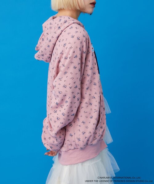 w closet（ダブルクローゼット）の「【ANGEL BLUE】ナカムラくん花柄ワッフルパーカー（パーカー・レディース・ピンク/グレー・FREE）」の16枚目の写真