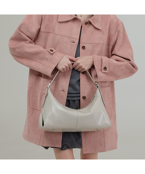 FOLNUA（フォルニュア）の「BATEAU BAG - VINTAGE [5COLOR]（ショルダーバッグ・レディース・ブラック/オリーブ/クリーム/レッド/キャメル・FREE）」の3枚目の写真