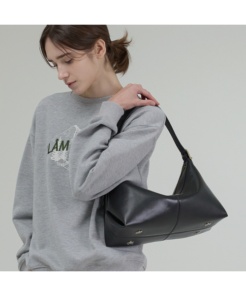 FOLNUA（フォルニュア）の「BATEAU BAG - VINTAGE [5COLOR]（ショルダーバッグ・レディース・ブラック/オリーブ/クリーム/レッド/キャメル・FREE）」の2枚目の写真