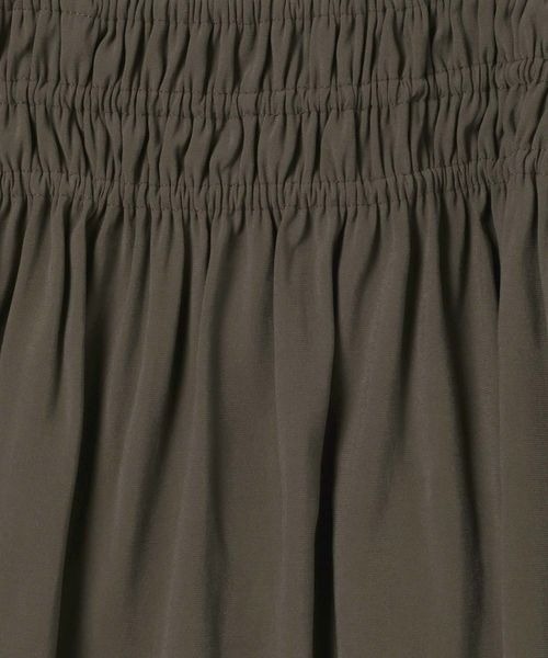 JEANASIS（ジーナシス）の「シャーリングギャザーZIP NS/659556（ベスト・レディース・ブラック/オフホワイト/カーキ・FREE）」の16枚目の写真