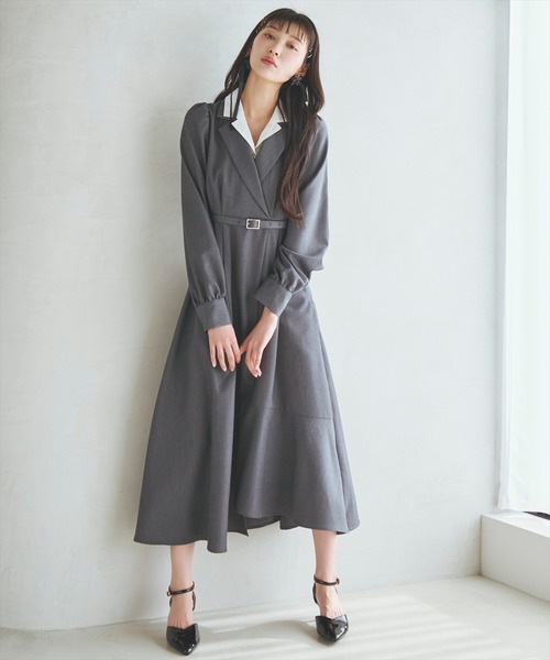 AND COUTURE(アンドクチュール)の「ダブルカラーワンピース(ワンピース・レディース・ベージュ/ライトグレー/ネイビー・SMALL/MEDIUM)」の1枚目の写真