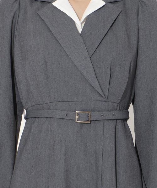 AND COUTURE(アンドクチュール)の「ダブルカラーワンピース(ワンピース・レディース・ベージュ/ライトグレー/ネイビー・SMALL/MEDIUM)」の19枚目の写真