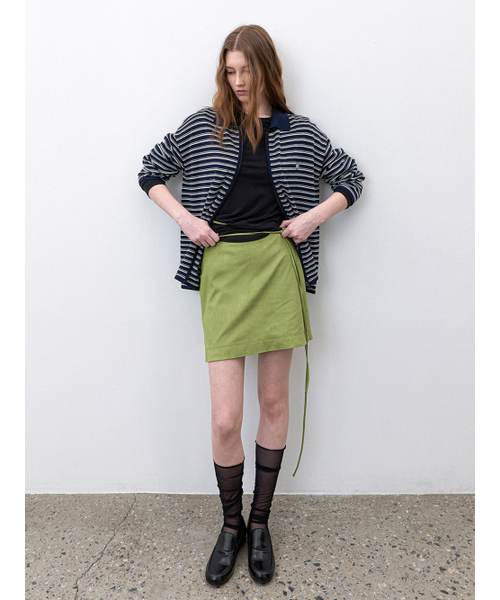 ATELIER NAIN(アトリエナイン)の「MULTI STRIPE COLLAR ZIP-UP CARDIGAN (CD-2250)(カーディガン/ボレロ・レディース・ダークネイビー/ヘザーグレー・FREE)」の4枚目の写真