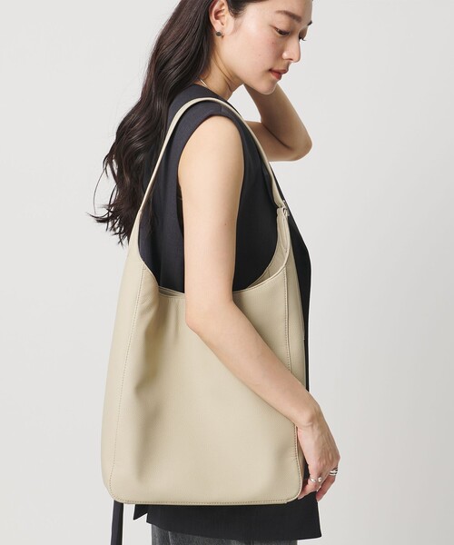MARW UNITED ARROWS(マルゥ ユナイテッドアローズ)の「<MARW UNITED ARROWS>ベルテッド ワンショルダー バッグ(トートバッグ・レディース・ベージュ/ブラック・FREE)」の14枚目の写真