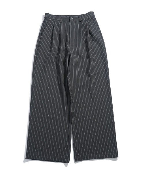 NOIZY(ノイジー)の「two tuck baggy trousers/ツータック バギー トラウザー タックワイドパンツ(スラックス・メンズ・チャコールグレー/グレー系その他/ブラック・LARGE/MEDIUM)」の9枚目の写真