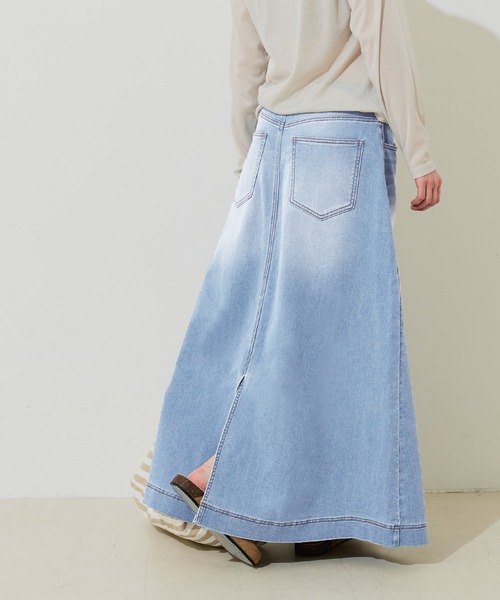 coca（coca）（コカ）の「カットデニムマキシ丈スカート（デニムスカート・レディース・ライトブルー/ブルー・L/S）」の5枚目の写真