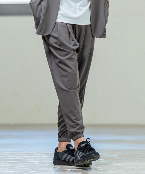 Magine(マージン)の「mp14654- Nylon Spandex Fine Rib Knit Fabric Easy Tapered Pants テーパードパンツ(MGN-261-009)(その他パンツ・メンズ・ネイビー/グレー/ブラック・48/46/44)」の1枚目の写真