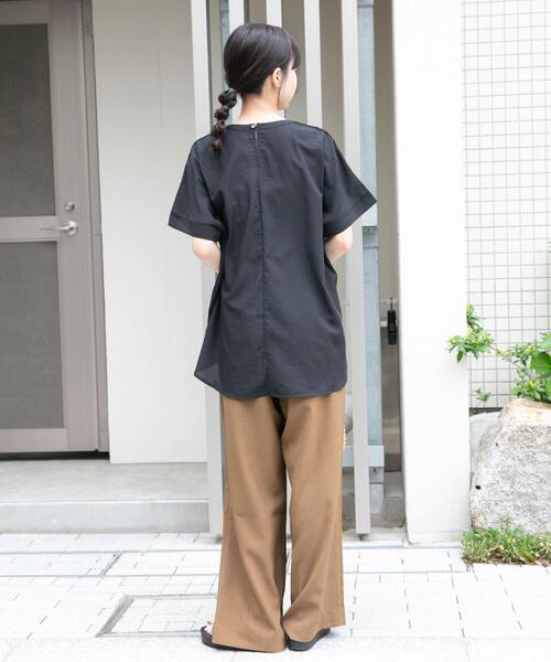 ITEMS URBANRESEARCH(アイテムズ アーバンリサーチ)の「ピンタックレースブラウス(シャツ/ブラウス・レディース・ブラック/ライトブルー/キャメル/オフホワイト・FREE)」の6枚目の写真