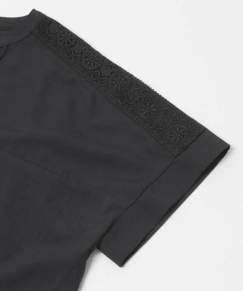 ITEMS URBANRESEARCH(アイテムズ アーバンリサーチ)の「ピンタックレースブラウス(シャツ/ブラウス・レディース・ブラック/ライトブルー/キャメル/オフホワイト・FREE)」の8枚目の写真