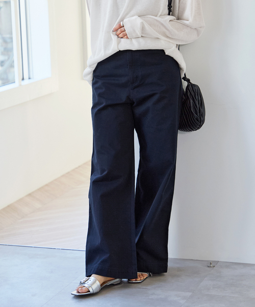 U by SPICK&SPAN（ユーバイスピックアンドスパン）の「《新色 / 追加》ヴィンテージライクチノパンツ（チノパンツ・レディース・ネイビー/ベージュ/ブラウン・38/36）」の17枚目の写真