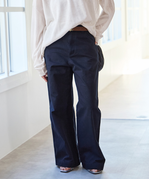 U by SPICK&SPAN（ユーバイスピックアンドスパン）の「《新色 / 追加》ヴィンテージライクチノパンツ（チノパンツ・レディース・ネイビー/ベージュ/ブラウン・38/36）」の22枚目の写真