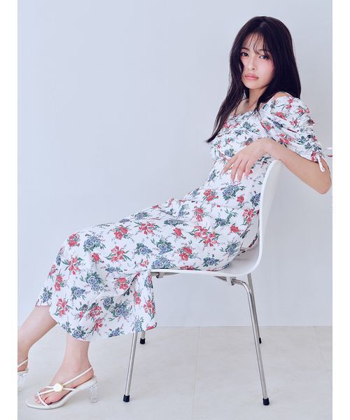 SNIDEL（スナイデル）の「【WEB限定/ROSE Collection】ROSEプリントワンピース（ワンピース・レディース・イエロー/アイボリー/ピンクベージュ/マルチ・0/1/2/00）」の5枚目の写真
