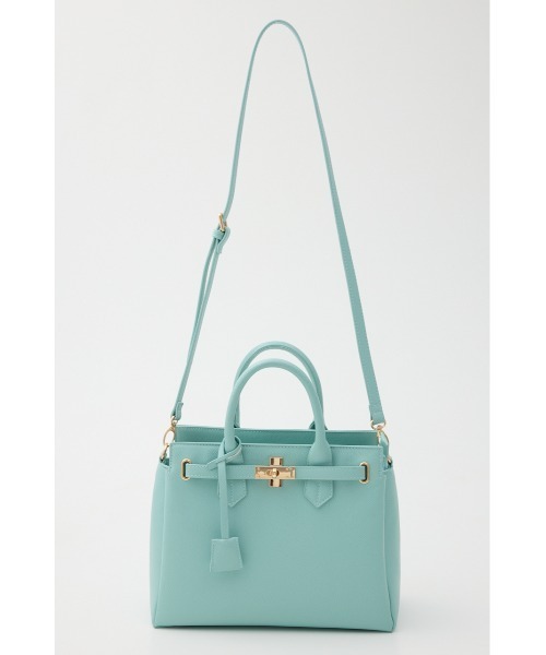 rienda（リエンダ）の「【森香澄さん着用】ベルトデザインカデナバッグ（ショルダーバッグ・レディース・ベージュ/ピンク/ライトブルー/ブラック・FREE）」の8枚目の写真