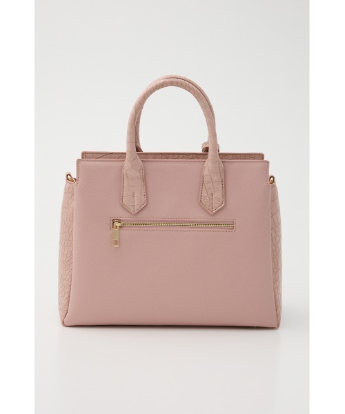 rienda（リエンダ）の「【森香澄さん着用】ベルトデザインカデナバッグ（ショルダーバッグ・レディース・ベージュ/ピンク/ライトブルー/ブラック・FREE）」の15枚目の写真