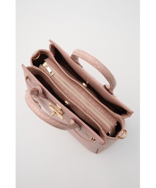 rienda（リエンダ）の「【森香澄さん着用】ベルトデザインカデナバッグ（ショルダーバッグ・レディース・ベージュ/ピンク/ライトブルー/ブラック・FREE）」の20枚目の写真