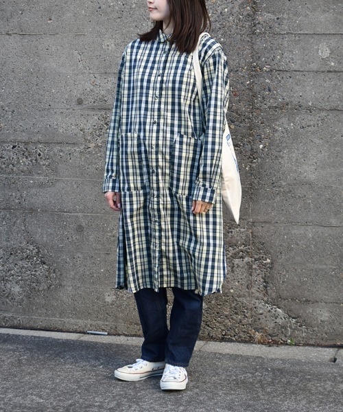 Bleu Bleuet(ブルーブルーエ)の「シャツワンピース(ワンピース・レディース・ブラック/ネイビー/ブルー・ML)」の2枚目の写真