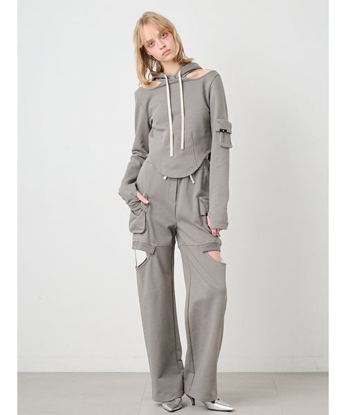 SORIN（ソリン　）の「Back Open Slim Hoodie/バックオープンスリムフーディー（パーカー・レディース・オフホワイト/カーキ/ブラック・38）」の6枚目の写真