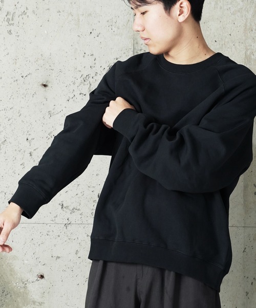 FOG ESSENTIALS(エフオージーエッセンシャルズ)の「"08"≪FOG ESSENTIALS≫裏起毛 スウェット バックロゴ プルオーバー トレーナー(スウェット・メンズ・ブラック・M/L/XL)」の4枚目の写真