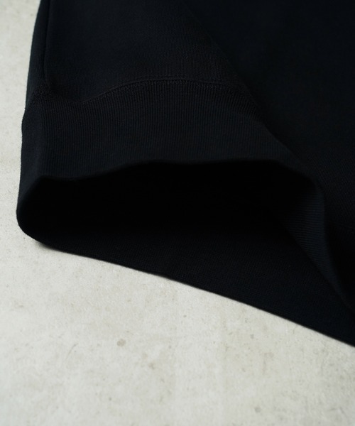 FOG ESSENTIALS(エフオージーエッセンシャルズ)の「"08"≪FOG ESSENTIALS≫裏起毛 スウェット バックロゴ プルオーバー トレーナー(スウェット・メンズ・ブラック・M/L/XL)」の15枚目の写真