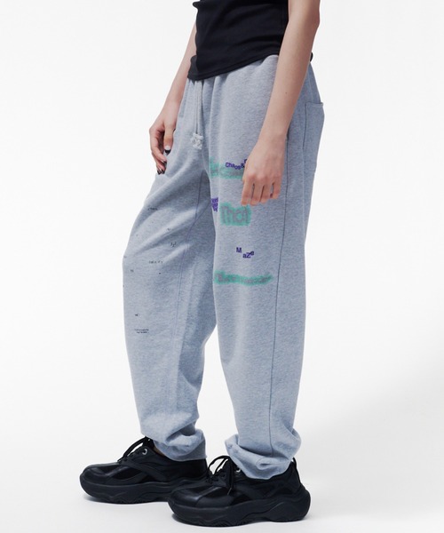 THINGS THAT MATTER（シングス ザット マター）の「CHAOS PRINT SWEAT PANTS / カオス プリント スウェット パンツ/ZOZOTOWN限定商品（スウェットパンツ・レディース・クリーム/グレー/ブラック・FREE）」の5枚目の写真