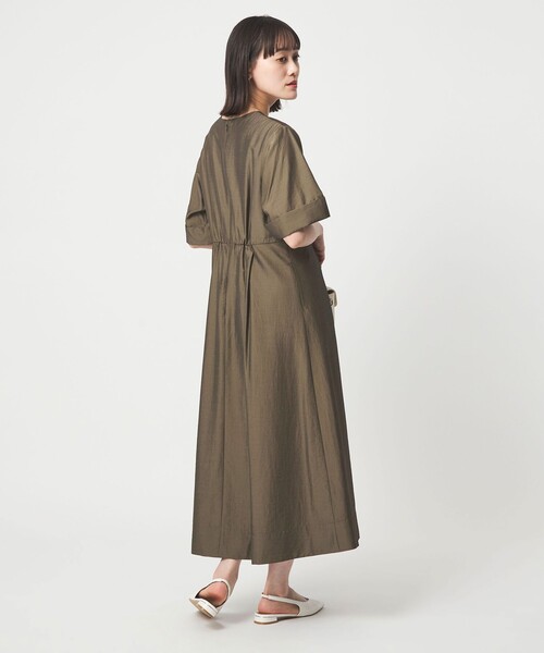 green label relaxing(グリーンレーベルリラクシング)の「フロント タック ワンピース(ワンピース・レディース・ブラック/オリーブ・FREE)」の8枚目の写真
