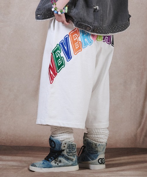 GALFY(ガルフィー)の「GALFY-おしゃぶりワンワンカラフルロゴショーツ(その他パンツ・メンズ・ブラック/ホワイト・XL/L)」の5枚目の写真