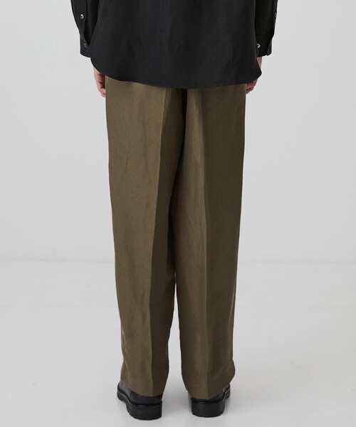 UNITED TOKYO(ユナイテッドトウキョウ)の「VINTAGE SILK LINEN 3タックスラックス(その他パンツ・メンズ・グレイッシュベージュ/ブラック・2/1)」の13枚目の写真
