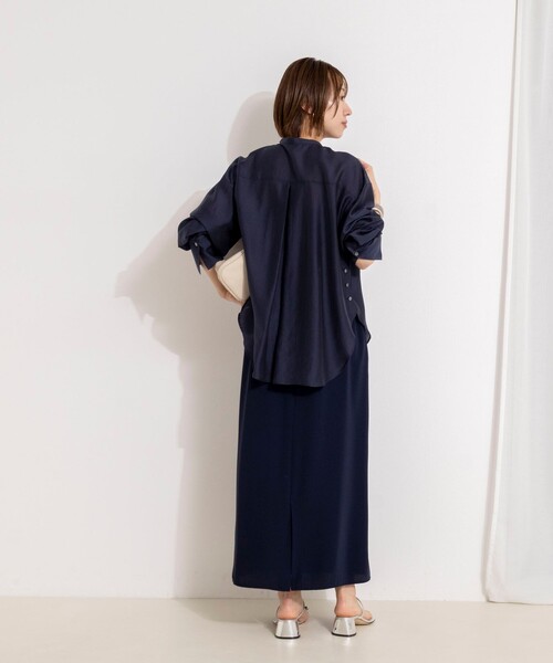 NOLLEY’S(ノーリーズ)の「ウォッシャブルサイドボタンシアーブラウス(シャツ/ブラウス・レディース・ベージュ系その他3/ネイビー/イエロー・38)」の13枚目の写真