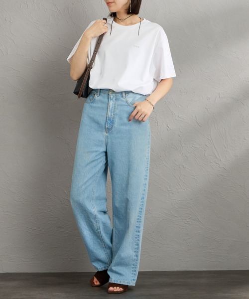 TATRAS（タトラス）の「[TATRAS/タトラス] 別注 DANILO ワンポイント刺繍ロゴ ショートスリーブTシャツ（Tシャツ/カットソー・レディース・ブラック/ホワイト・2/3/4/1）」の6枚目の写真