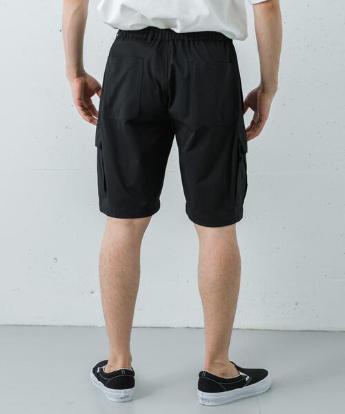 URBAN RESEARCH(アーバンリサーチ)の「Wide Dad BREEZY TECH CARGO SHORTS(その他パンツ・メンズ・ネイビー/ブラック・2/1)」の20枚目の写真