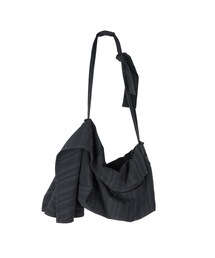 BEGIN202（ビギン202）の「[2カラー] ヒモテールバッグ（メッセンジャーバッグ）」