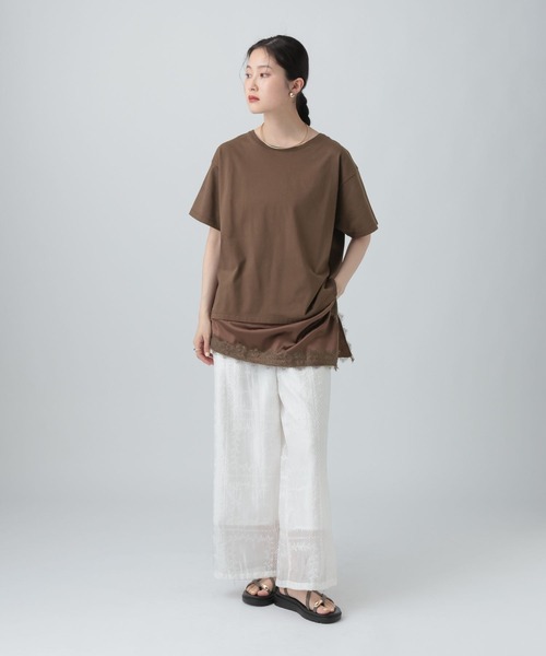LEPSIM(レプシィム)の「サテンレースドッキングT 668376(Tシャツ/カットソー・レディース・ブラウン/オフホワイト/ホワイト×グリーン/ブラック・FREE)」の15枚目の写真