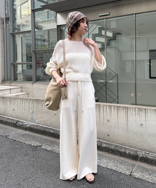 LOUNGEDRESS（ラウンジドレス）の「ドロストスウェットパンツ（スウェットパンツ・レディース・アイボリー/グレー・SMALL/MEDIUM）」の11枚目の写真