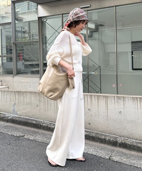 LOUNGEDRESS（ラウンジドレス）の「ドロストスウェットパンツ（スウェットパンツ・レディース・アイボリー/グレー・SMALL/MEDIUM）」の12枚目の写真