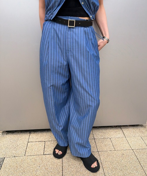 Ameri(アメリ)の「MULTI STRIPE EGG PANTS(その他パンツ・レディース・アイボリー/ベージュ/ブルー・SMALL/MEDIUM)」の9枚目の写真