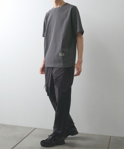 POLIQUANT(ポリクアント)の「【POLIQUANT/ポリクアント】別注 THE LINKED WAFFLE S/S TEE(Tシャツ/カットソー・メンズ・ブラック/ホワイト/ダークグレー・2/1/3/4)」の16枚目の写真
