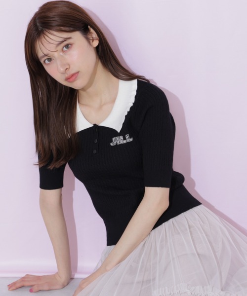 JILL by JILL STUART(ジルバイジルスチュアート)の「ビジューロゴケーブルニット半袖(ニット/セーター・レディース・ブラック/ブルー/ホワイト・FREE)」の1枚目の写真