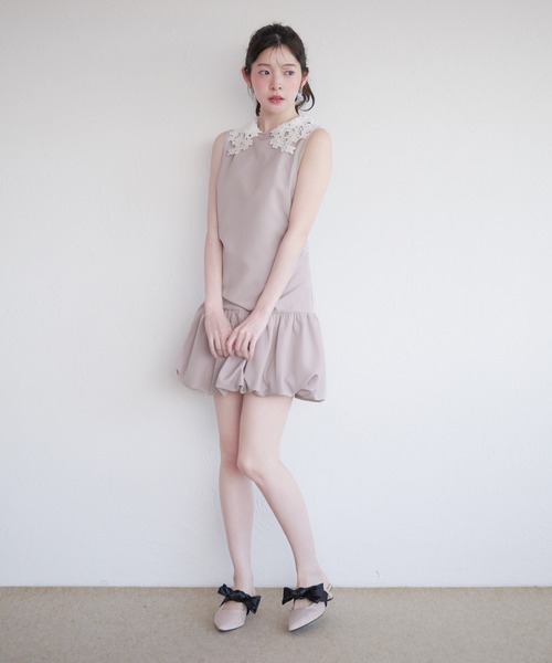 fupel(フぺル)の「flower lace collar balloon onepiece / フラワーレース襟バルーンワンピース(ワンピース・レディース・ブラック/グレイッシュベージュ・FREE)」の18枚目の写真