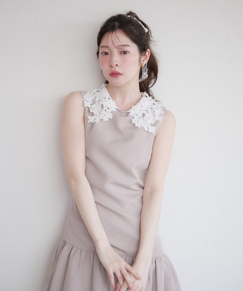 fupel(フぺル)の「flower lace collar balloon onepiece / フラワーレース襟バルーンワンピース(ワンピース・レディース・ブラック/グレイッシュベージュ・FREE)」の13枚目の写真
