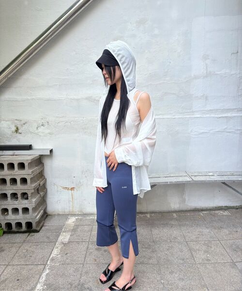 OJOS(オホス)の「Graphic Sheer Shirts / White(シャツ/ブラウス・レディース・その他・OS)」の4枚目の写真