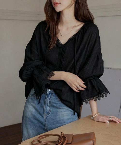 FAVORITO(ファヴォリート)の「リボンフリルシャツ(シャツ/ブラウス・レディース・ホワイト/ベージュ/ブラック・F)」の19枚目の写真