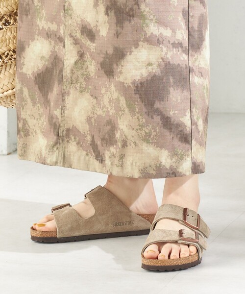 BIRKENSTOCK(ビルケンシュトック)の「BIRKENSTOCK: ARIZONA(サンダル・レディース・ベージュ・36/37/39/38)」の3枚目の写真