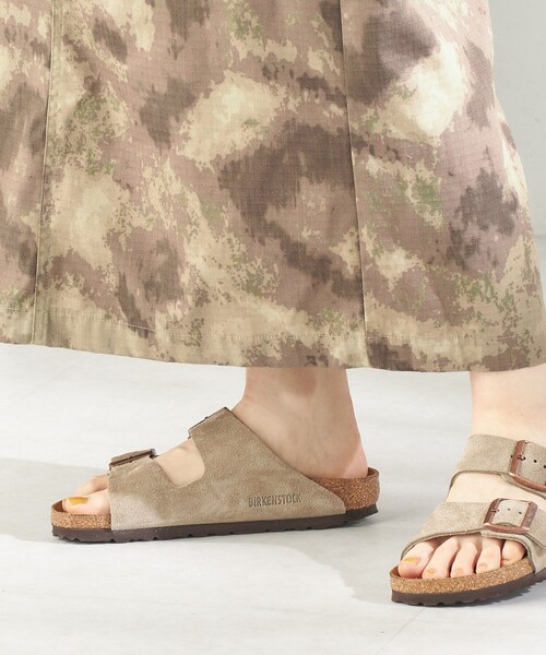 BIRKENSTOCK(ビルケンシュトック)の「BIRKENSTOCK: ARIZONA(サンダル・レディース・ベージュ・36/37/39/38)」の4枚目の写真