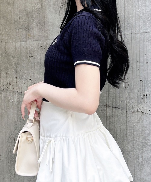 INGNI(イング)の「ケーブル柄ヘンリースキッパー半袖ニット(ニット/セーター・レディース・ホワイト×ブラック/ネイビー系/ピンク系2・M)」の14枚目の写真