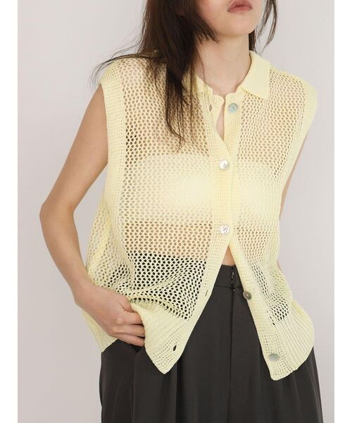 FIKA.(フィーカ)の「2way collared mesh knit top(ニット/セーター・レディース・アイボリー/ブラック/ダークブラウン・MEDIUM)」の5枚目の写真