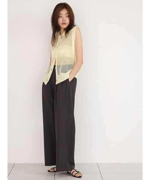 FIKA.(フィーカ)の「2way collared mesh knit top(ニット/セーター・レディース・アイボリー/ブラック/ダークブラウン・MEDIUM)」の11枚目の写真